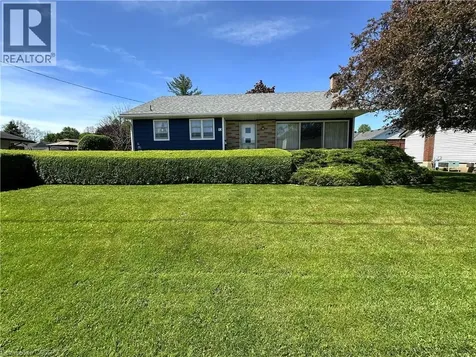 10 Charlton Crescent Simcoe ON N3Y 1A7