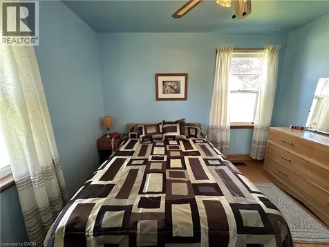 10 Charlton Crescent Simcoe ON N3Y 1A7