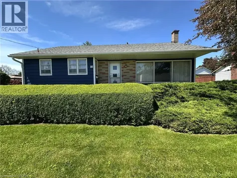10 Charlton Crescent Simcoe ON N3Y 1A7