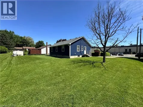 10 Charlton Crescent Simcoe ON N3Y 1A7