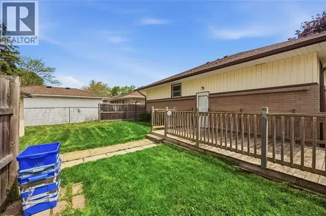 5 Aberdeen Avenue Sarnia ON N7S 2N5