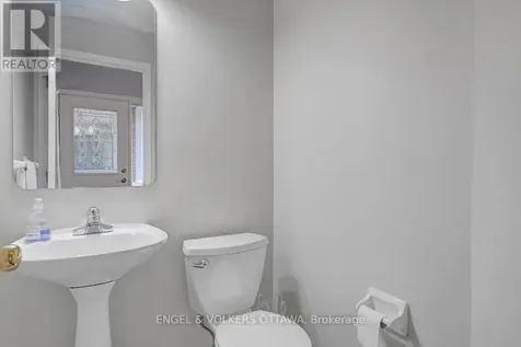 88 Kincardine Drive Ottawa ON K2V 1B2