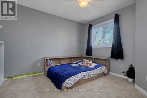 88 Kincardine Drive Ottawa ON K2V 1B2