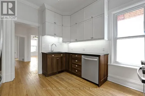 138 Concord Street South Ottawa ON K1S 0Z4