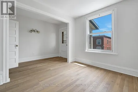 138 Concord Street South Ottawa ON K1S 0Z4