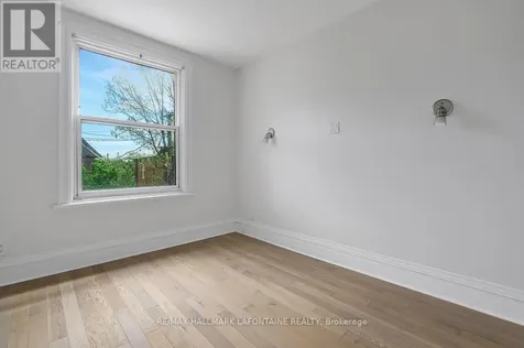 138 Concord Street South Ottawa ON K1S 0Z4