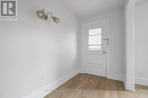 138 Concord Street South Ottawa ON K1S 0Z4
