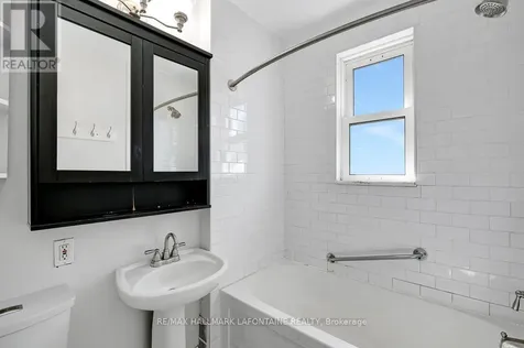 138 Concord Street South Ottawa ON K1S 0Z4