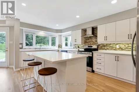 5525 Pettapiece Crescent Ottawa ON K4M 1C6