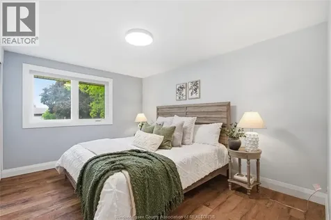 1765 Golfview Lasalle ON N9J 1Z1