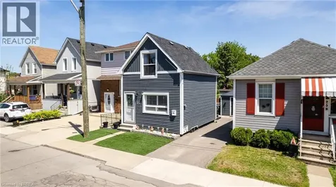 23 Britannia Avenue Hamilton ON L8H 1W3
