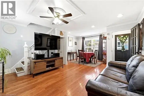 23 Britannia Avenue Hamilton ON L8H 1W3