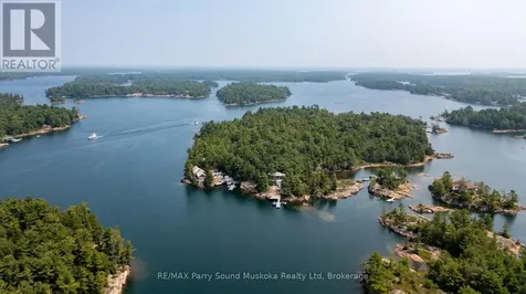 2 A258 Island The Archipelago (archipelago North) ON P0G 1K0