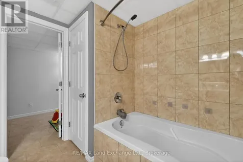 536 Evergreen Court Kincardine ON N2Z 1V3