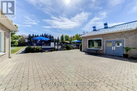 85 Theme Park Drive Wasaga Beach ON L9Z 1X7