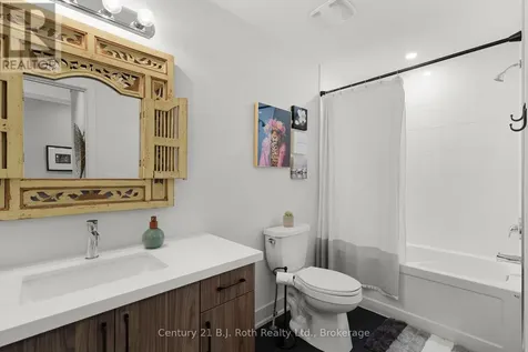 34 Ruby Crescent Orillia ON L3V 8M3