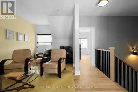 34 Ruby Crescent Orillia ON L3V 8M3