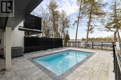 34 Ruby Crescent Orillia ON L3V 8M3