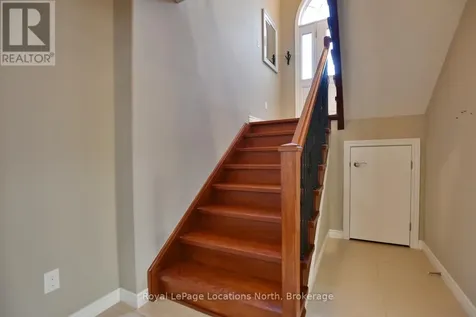 155 Lily Drive Wasaga Beach ON L9Z 2Z5