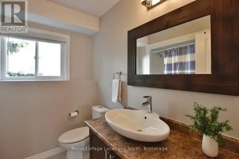 155 Lily Drive Wasaga Beach ON L9Z 2Z5