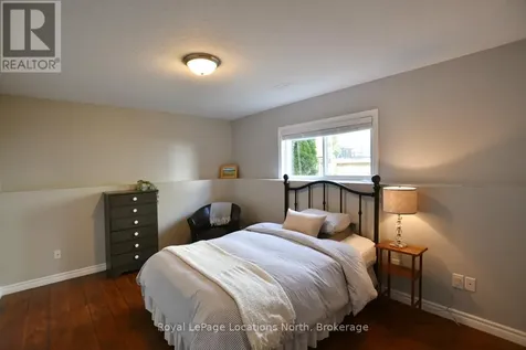 155 Lily Drive Wasaga Beach ON L9Z 2Z5