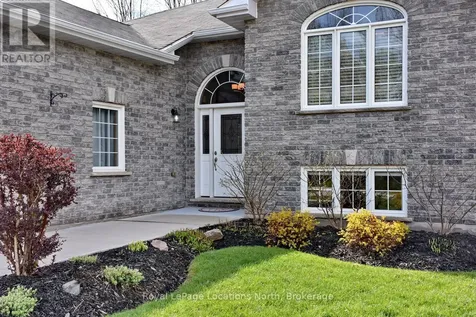 155 Lily Drive Wasaga Beach ON L9Z 2Z5