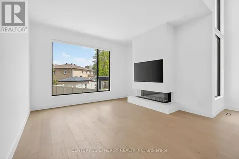 45 Inverness Avenue Ottawa ON K2E 6N6