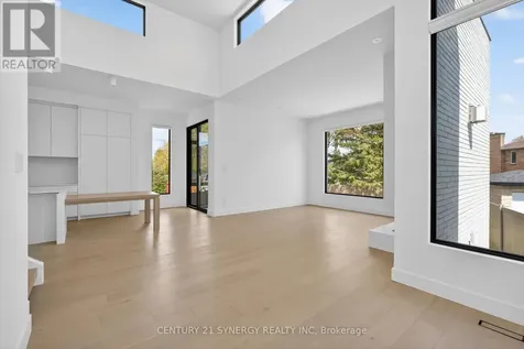 45 Inverness Avenue Ottawa ON K2E 6N6