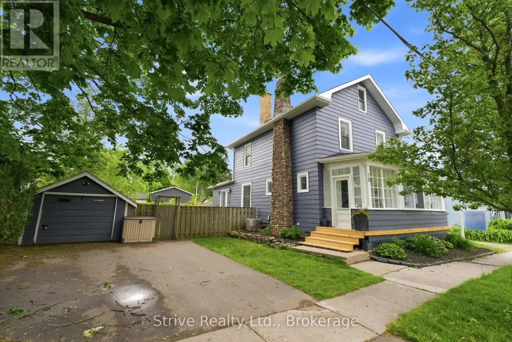 10 Julia Street Port Hope ON L1A 3J2