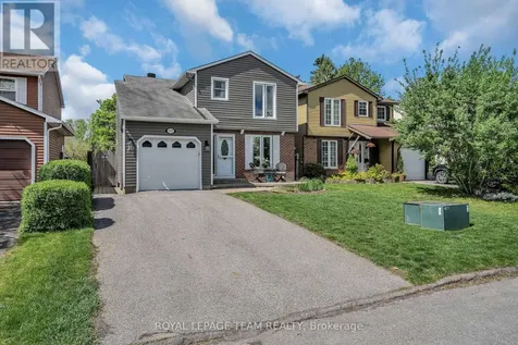99 Melanie Crescent Ottawa ON K2L 2E4