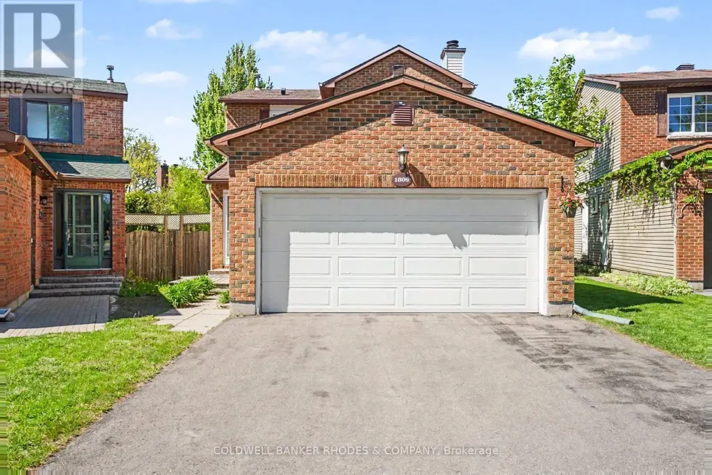1809 Brousseau Crescent Ottawa ON K1C 2Y5