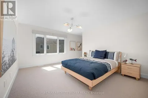 501 Egret Way Ottawa ON K2J 5V3