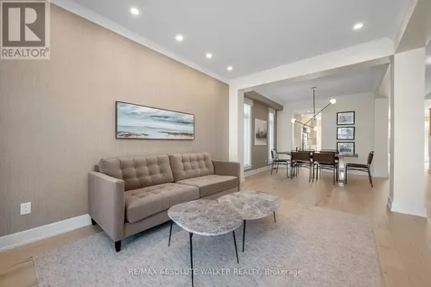 501 Egret Way Ottawa ON K2J 5V3