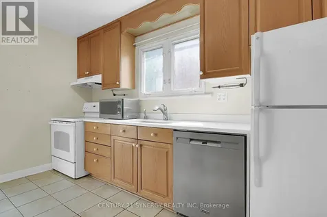 751 Rue De L, Eglise Street Ottawa ON K1K 3K5