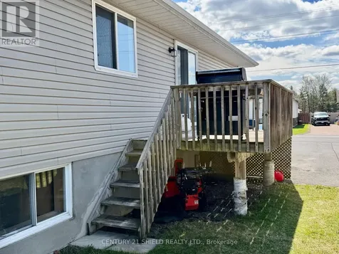 101 Mckenzie Street West Cornwall ON K6K 1W2