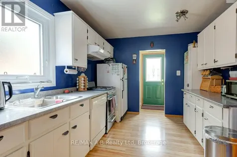 304 Douglas Street Stratford ON N5A 5R3