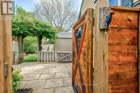 304 Douglas Street West Stratford ON N5A 5R3