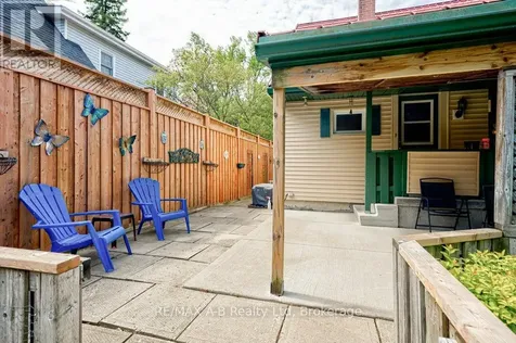 304 Douglas Street West Stratford ON N5A 5R3