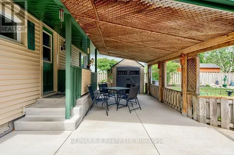 304 Douglas Street West Stratford ON N5A 5R3