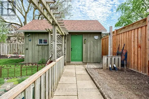 304 Douglas Street West Stratford ON N5A 5R3