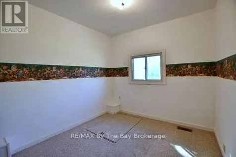 21 Braeside Street Collingwood ON L9Y 0X2