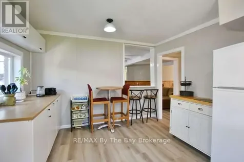21 Braeside Street Collingwood ON L9Y 0X2