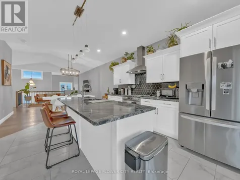49 Kingsbridge Drive Amherstburg ON N9V 4A5