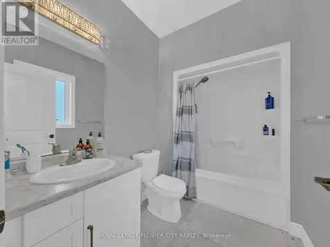 49 Kingsbridge Drive Amherstburg ON N9V 4A5