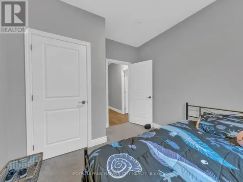49 Kingsbridge Drive Amherstburg ON N9V 4A5