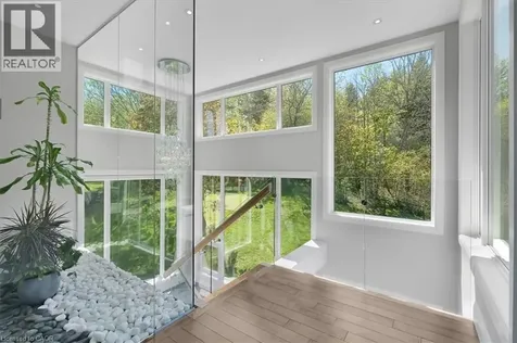 1309 Beaufort Drive Burlington ON L7P 4V9