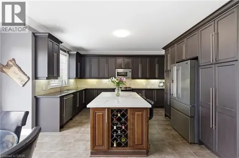 905 Marigold Court Kitchener ON N2P 2Y3