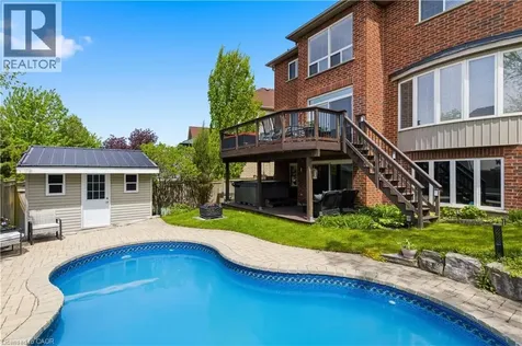 905 Marigold Court Kitchener ON N2P 2Y3