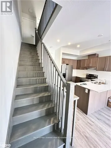 72 Winters Crescent Collingwood ON L9Y 5T1