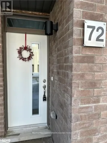 72 Winters Crescent Collingwood ON L9Y 5T1